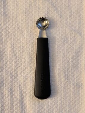 EUC Pampered Chef Cook's Corer